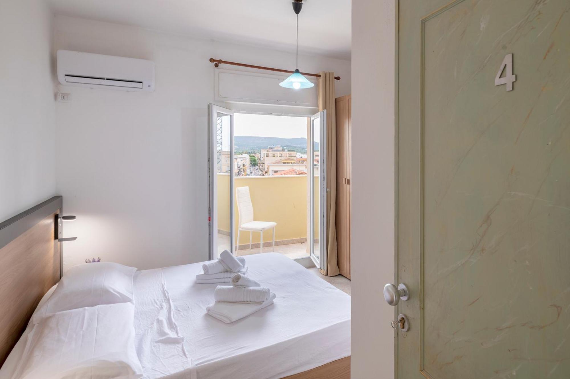 Oasis Guest House Alghero Exterior photo
